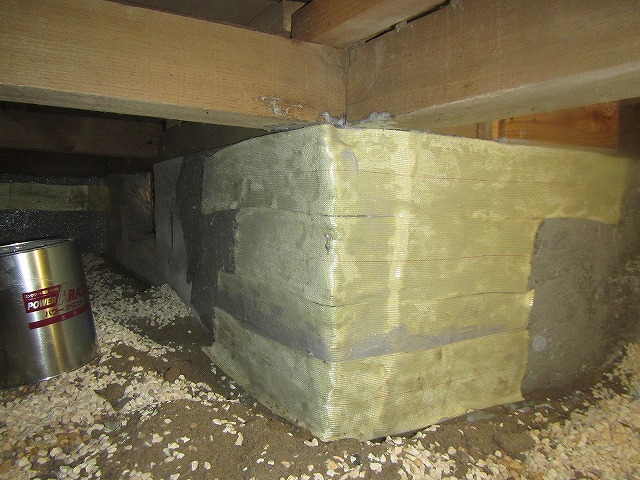 エポキシ樹脂による基礎の補修