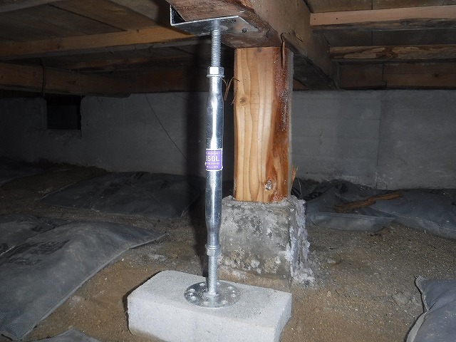  銅製束柱で補強| 筑紫野市  