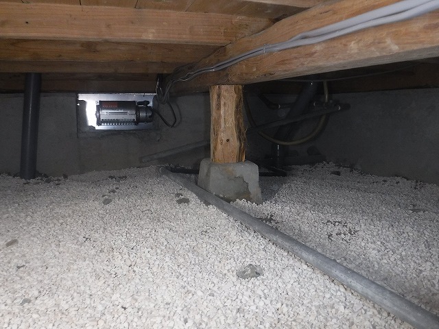 天然の鉱石を敷設処理 | 筑紫野市