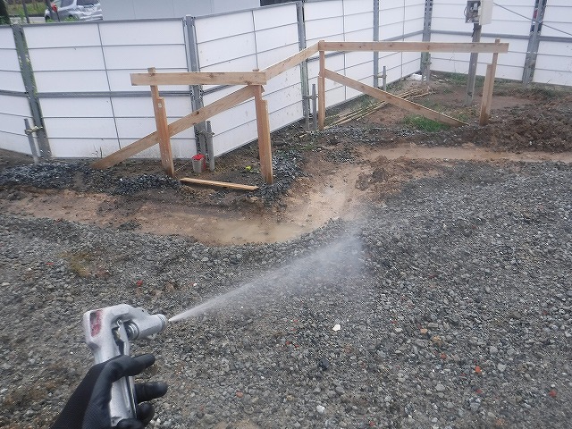 小郡市新築シロアリ予防消毒工事土壌処理4